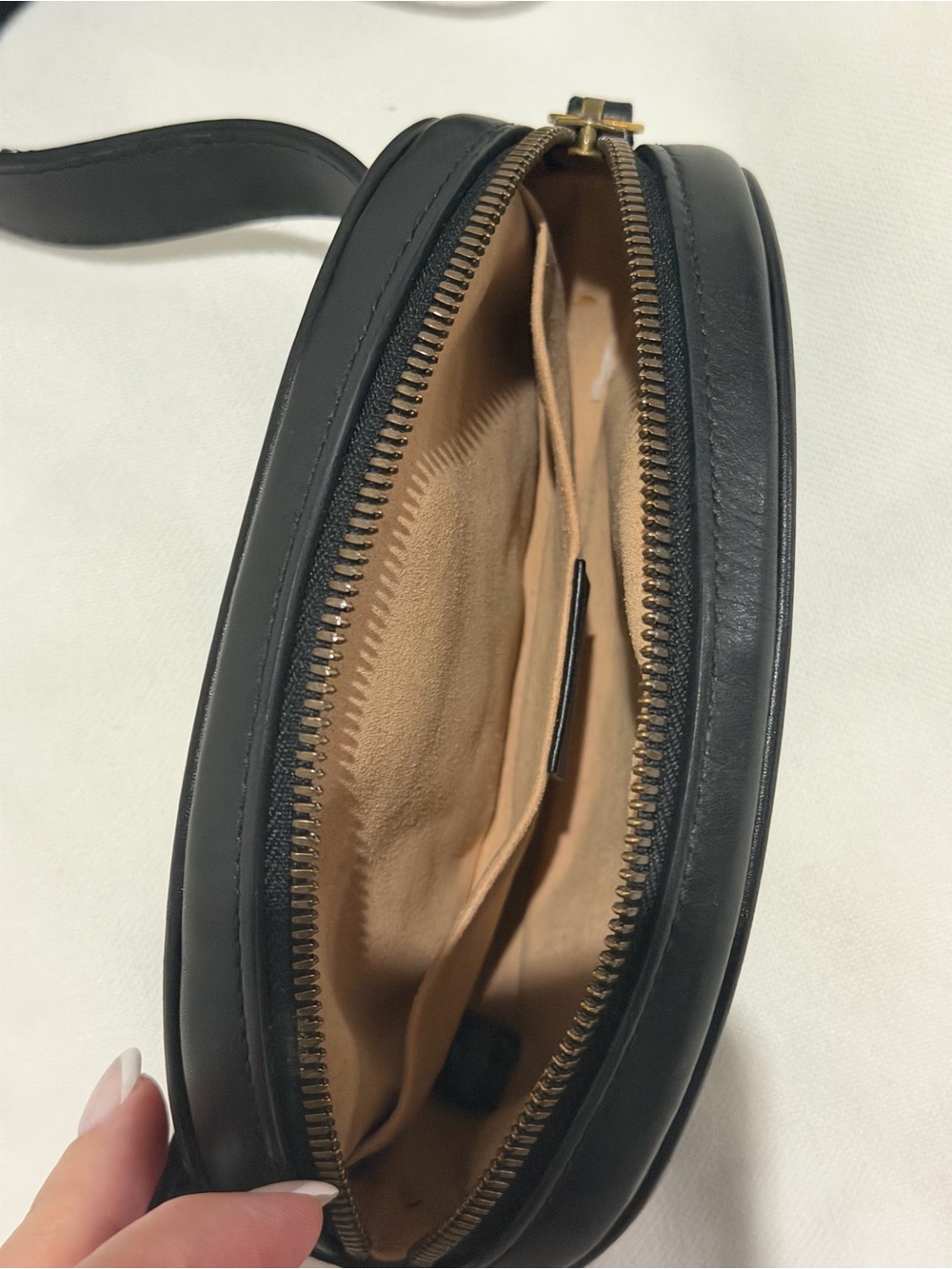 Gucci Black Quilted GG Marmont Oval Crossbody Belt Bag - Picture 6 of 8
